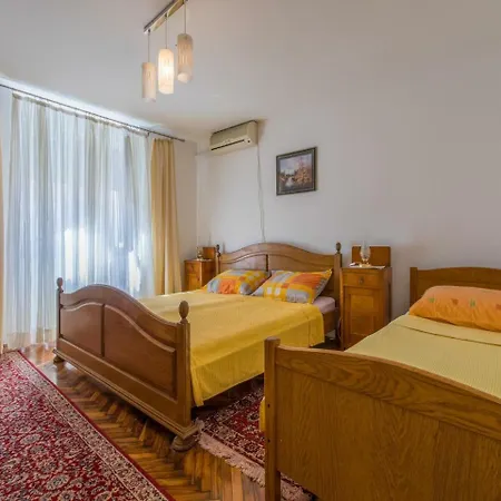 Apartment Belli *